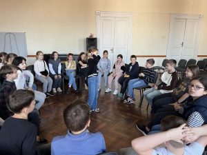 Тренінгове заняття для учнів за Всеукраїнською програмою ментального здоров'я "Ти як?" Zobrazhennya Viber 2024 10 10 12 51 34 998 300x225